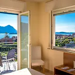 Alpi Hotel 3*
