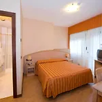 Alpi Hotel