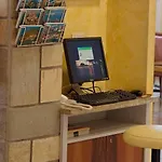 Alpi 3* באוונו