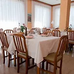 מלון Alpi באוונו