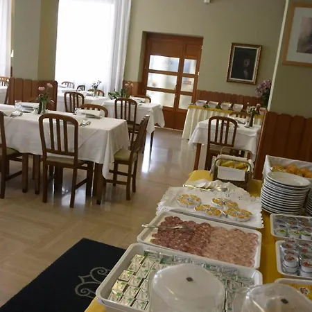 Hotel Alpi
