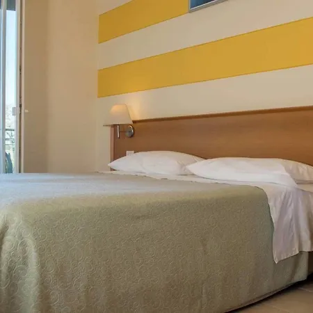 Alpi Hotel 3*