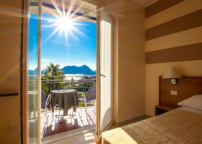 Alpi Hotell 3*
